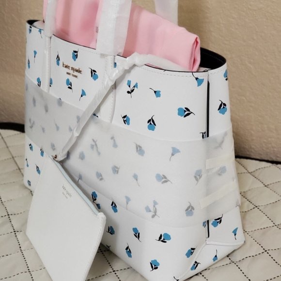 Kate Spade Bloom Tote Large - Picture 3 of 8